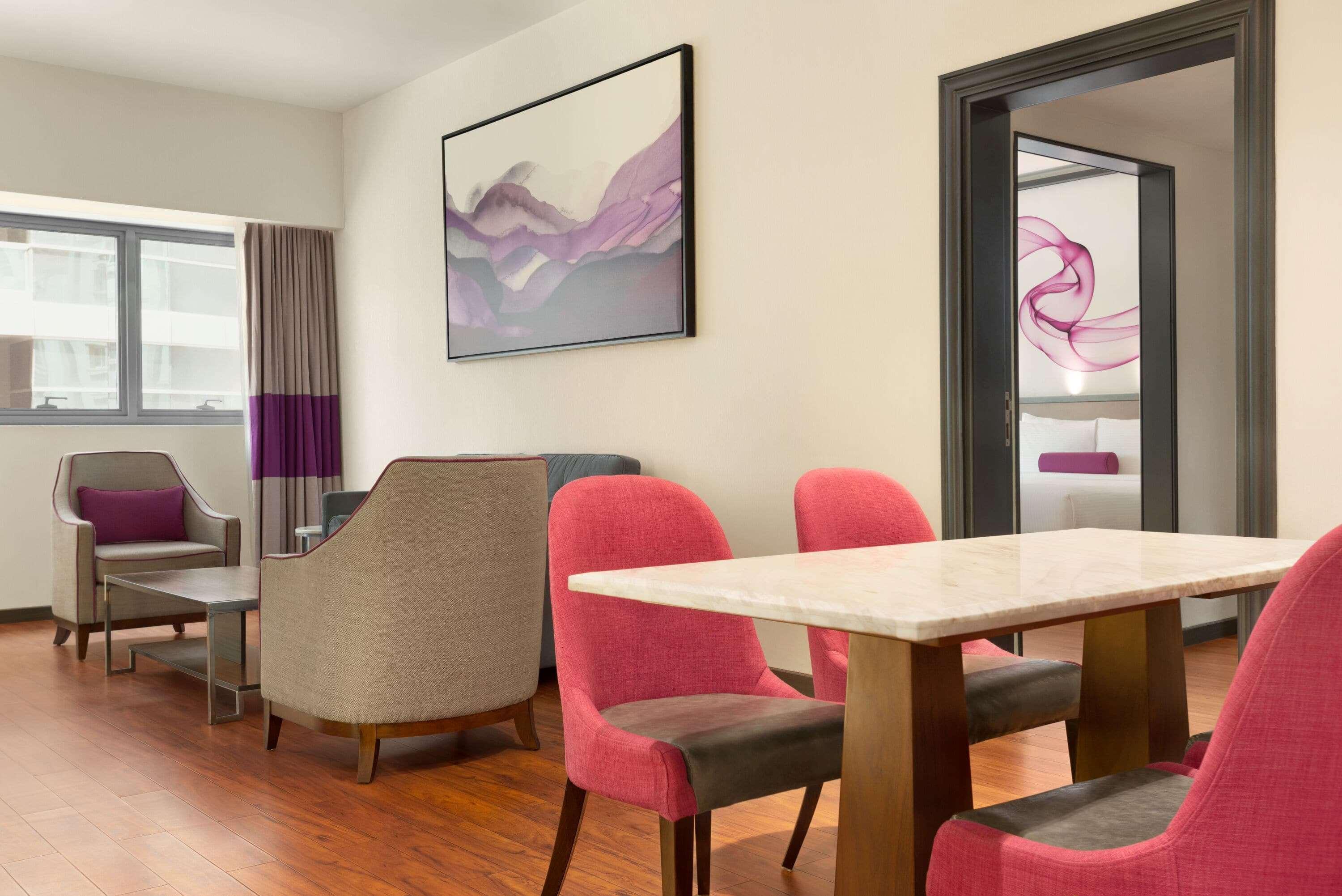 Howard Johnson Plaza By Wyndham Deira